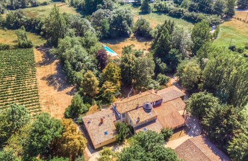 Montussan Villa | Charming 17th century mill 15 minutes from Bordeaux and Saint-Emilion