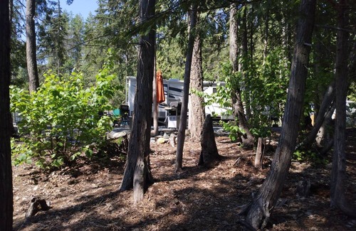Celista Casa | Camping at Celista Bay on the scenic shores of Shuswap Lake!