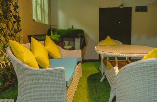 Al Hadd Chalet De Esquí | Staycation with Exciting Sea Adventure Package