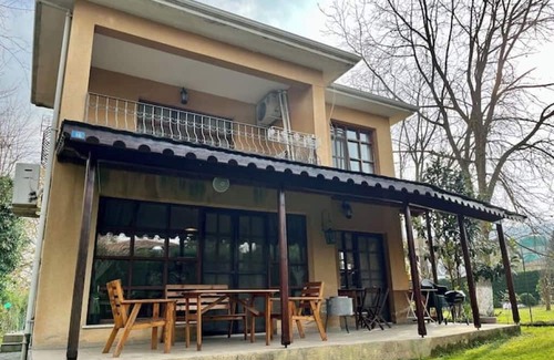 Sapanca Villa | Yonca Villa & Nil Konaklama(Sıcak Havuzlu)nn