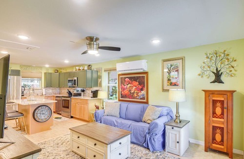 Umatilla Cabaña | Cottage 13 Mi to Dtwn Mount Dora!