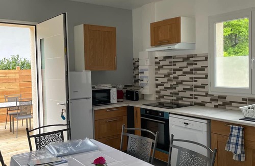 Chaum Casa | Holiday Home 'Momo' with Mountain View, Wi-Fi and Air Conditioning