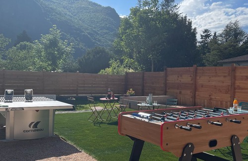 Chaum Casa | Holiday Home 'Momo' with Mountain View, Wi-Fi and Air Conditioning