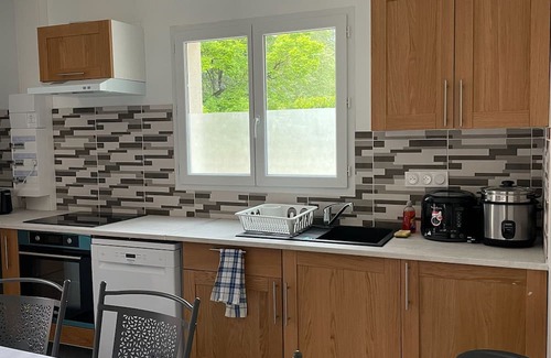 Chaum Casa | Holiday Home 'Momo' with Mountain View, Wi-Fi and Air Conditioning