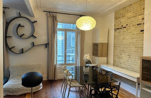 Downtown Le Havre Apartamento | Homerez - Modern Apartment in Le Havre