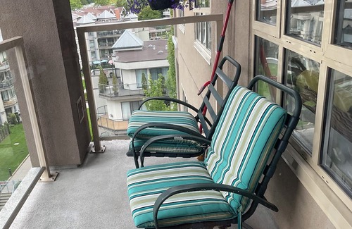 Coquitlam Apartamento | Sublet Jan.&Feb. 2025 Downtown Coquitlam. 5 min. from Skytrain and Coq. Centre