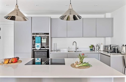 Carlyon Bay Apartamento | Luxury for 6 near Fowey & Eden Project - Beach & Golf