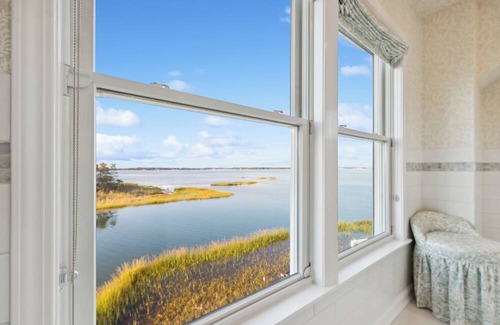 Flanders Casa | Best Water View in the Hamptons!