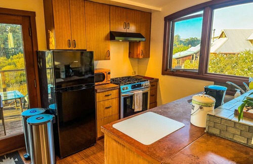 Point Reyes Station Casa | 2 Story House with Nature Views 5-min Walk to Downtown Point Reyes