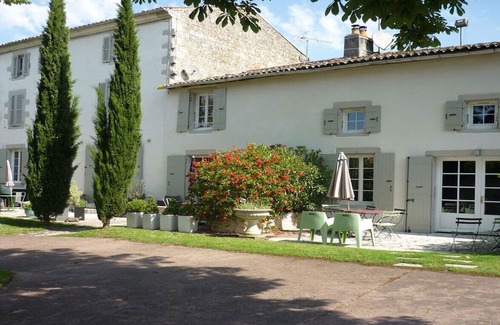 Saint-Romain-de-Benet Casa | Gîte le sun house - family gite for 7 people between countryside and ocean