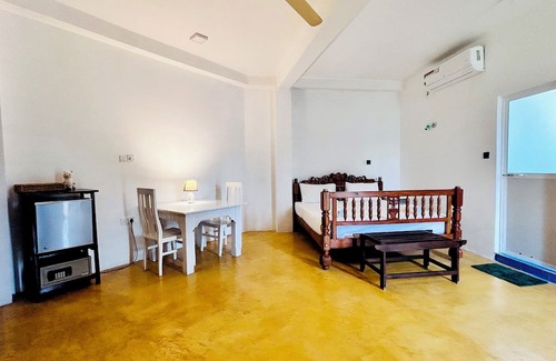 Mirissa Casa | Canberra Holidays - Mirissa