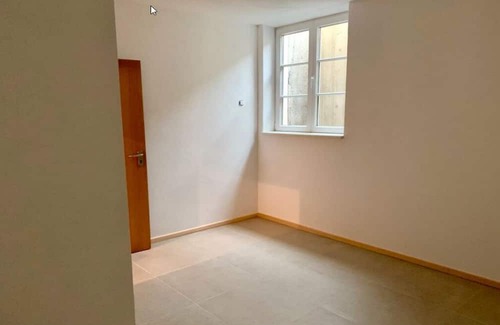 Westendorf Apartamento | Bright 4-room basement apartment with private access and 3 parking spaces
