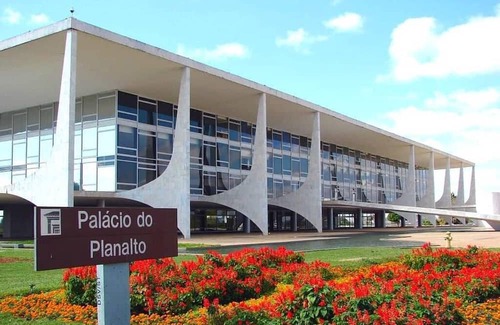 Sudoeste e Octogonal Apartamento | Renovated, Modern and Complete Apartment in Sudoeste
