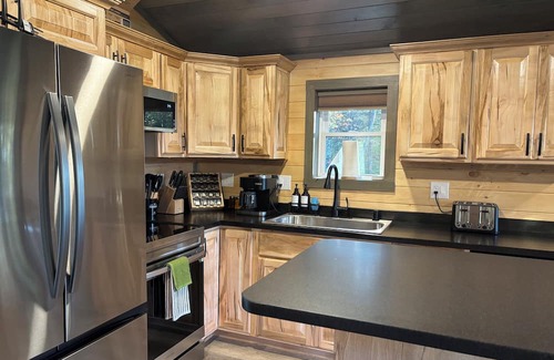 East Burke Casa | Cozy, newly designed, one bedroom home with gorgeous mountainous view in Kirby