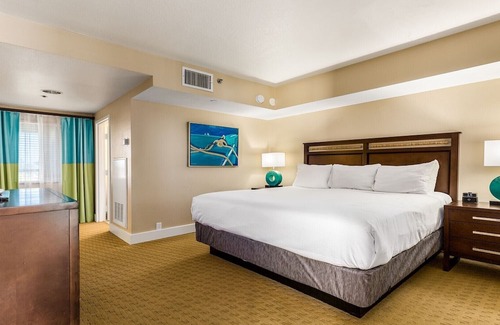 Marathon Complejo | 2 Bedroom at Bluegreen Vacations The Hammocks at Marathon