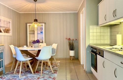 Ostseebad Ahrenshoop Apartamento | Spacious basement apartment near the beach