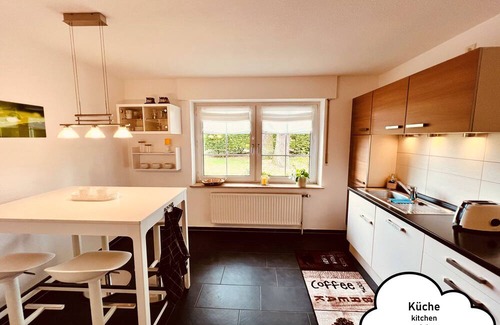 Grossenkneten Apartamento | Living in the country house 1858. Fully equipped with fast internet!