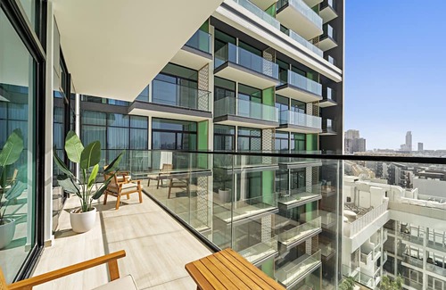 Jumeirah Village Circle Apartamento | Brand New Modern 2 Bedroom Apartment in JVC