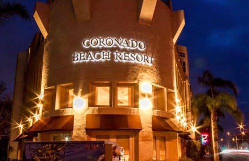 Coronado Apartamento | Charming studio with WiFi, fitness room in welcoming Coronado, across from Del.