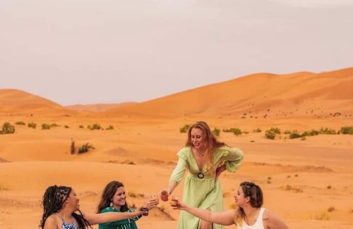 Timahdite Alquiler De RV | Merzouga Camel Ride & Overnight Desert Camp