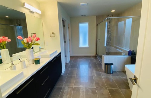 Kent Casa | Master Bedroom with attached Master Bathroom in a Brand new House for Rent