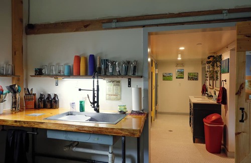 Rumney Cabina | Beautiful Bunkhouse in White Mountains - Families, Adventures, Retreats