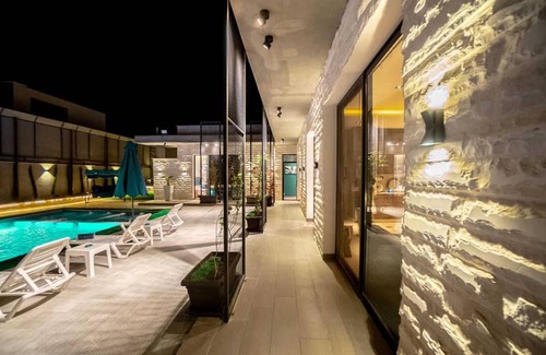 Al Rama Casa | Prime location, amenities & luxurious vibes