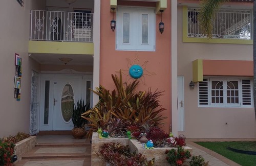Collores Casa | Beautiful Residence for an Excellent Vacation