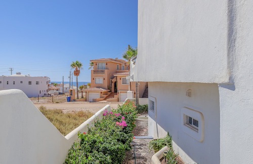 Las Conchas Casa | 3-BR Beach & Desert Oasis with Stunning 360° Views, Private Balcony & Palapa