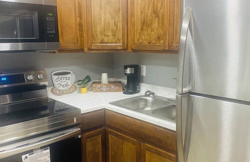 Highlands - Perkins Apartamento | 5 min drive to LSU, Charming 2bedroom/1 bath apartment, sleeps 6, pet friendly.