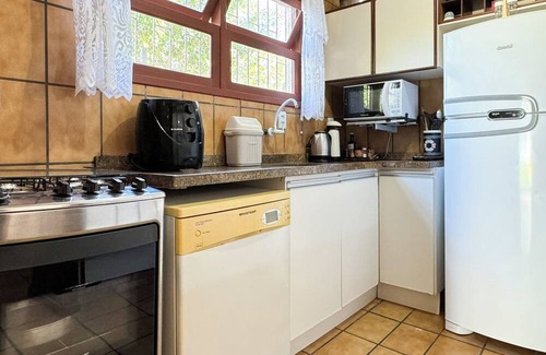 Cachoeira do Bom Jesus Casa | Cozy house 100 meters from the beach