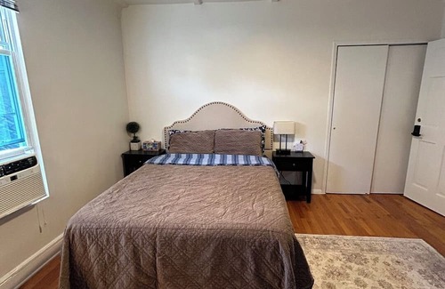 Murray Hill Apartamento | Cozy private room in enjoyable Queens with WiFi, AC