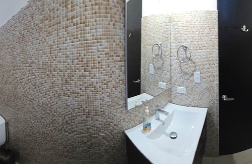 Playa Coronado Condominio | Cozy 3-bedroom condo with WiFi, fitness room in delightful Nueva Gorgona