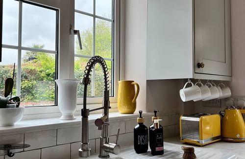 Oakley Casa | Cottage in Basingstoke