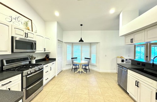 Jupiter Farms Casa | Charming 3-bedroom house with POOL and WiFi in Jupiter