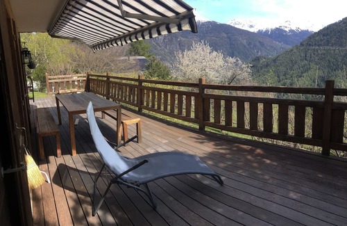 Chalais Chalet De Esquí | Family chalet, complete accommodation. Magnificent view