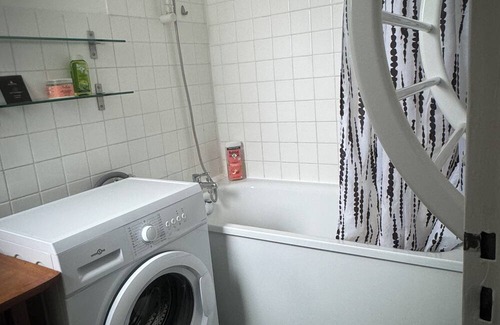 Saint-Jean Eudes Saint-Gilles Apartamento | Charming 1-bedroom apartment with WiFi, fitness room in marvelous Caen