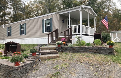 Olivebridge Casa | Cozy mobile home in centrally located, beautiful, Olivebridge.
