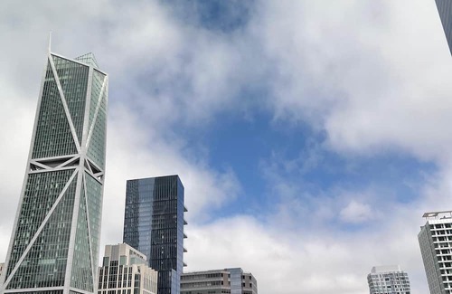 Financial District Apartamento | Modern High-Rise Retreat with Stunning Views in the Tech Heart of San Francisco