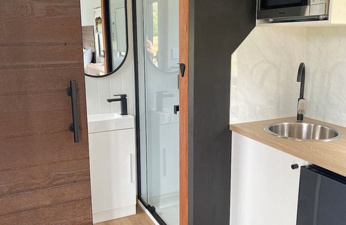Repton Casa | Pet Friendly Tiny Home on the Bellinger River