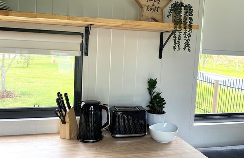 Repton Casa | Pet Friendly Tiny Home on the Bellinger River