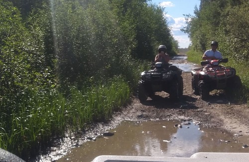 Timiskaming District Casa | Northern Retreat! Snowmobile trail at door step. 5 minutes to Kirkland Lake!