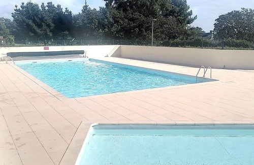 Guidel-Plages Casa | Maisonette 2 rooms Mezzanine 4 people with common outdoor pool, near beach