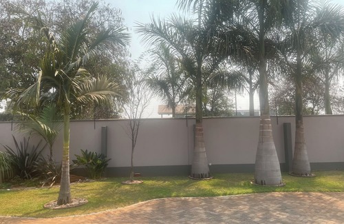 Harare Apartamento | Charming 2-bedroom apartment in superb Harare with WiFi