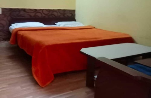 Taj Ganj Cabina | Raj Home Stay Near Taj Mahal