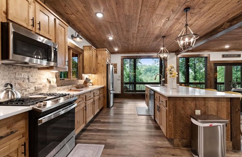 Blue Ridge Cabina | Teresa's River Retreat in Blue Ridge Ga