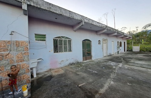 Itinga Casa | Suite 1 Simple with comfortable air conditioning Bracuí Beach