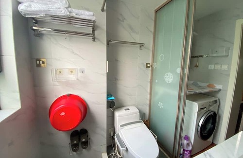 Hongqiao Casa | Modern Luxury Apartment near Metro Line 9 Caoyangjing, Smart Features!
