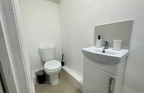 Kidderminster Apartamento | Relaxing Studio Apartment in Scenic Kidderminster