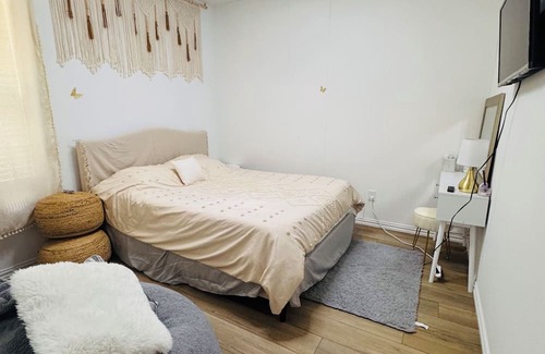 Clear Lake Casa | Comfy room near lake with shared amenities